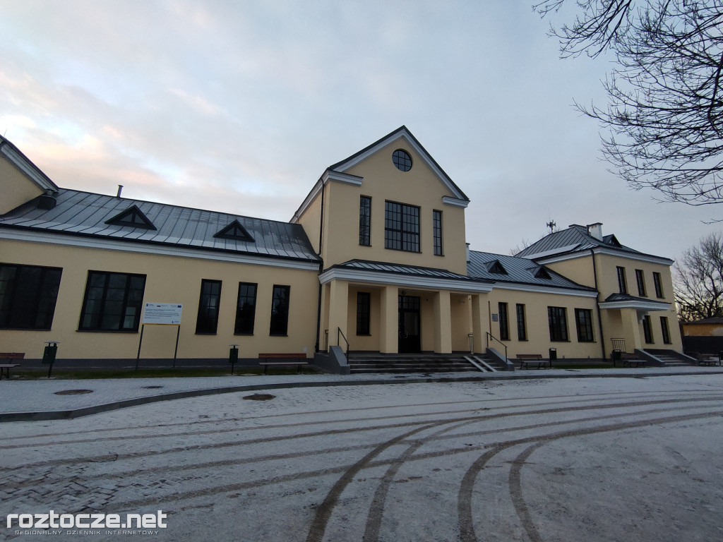 Remont budynku dworca PKP