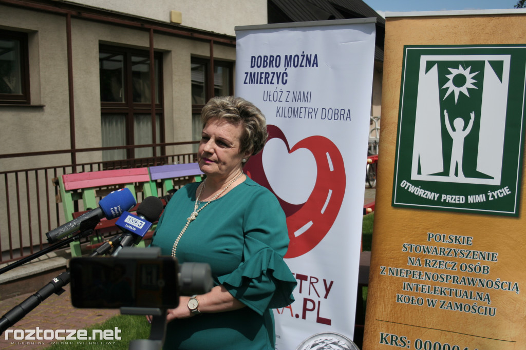 Zebrano 199 metrów dobra