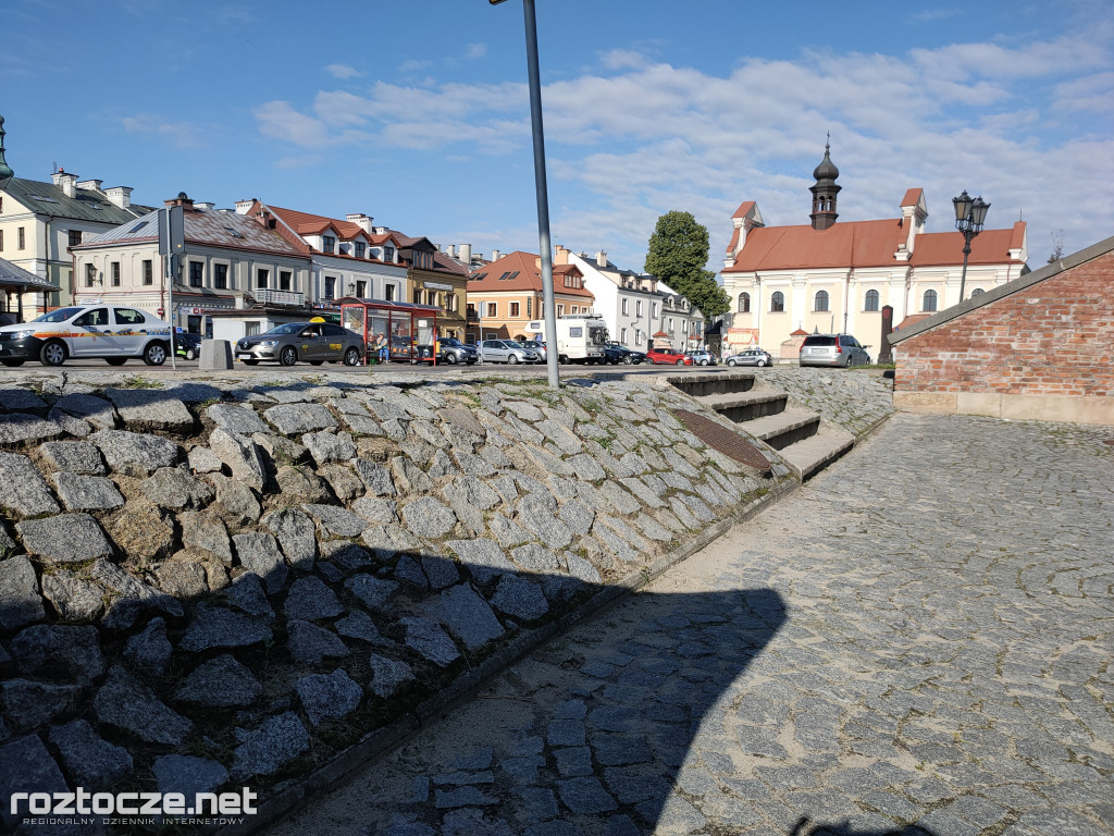 Remont Placu M. Stefanidesa i Placu Wolności w Zamościu