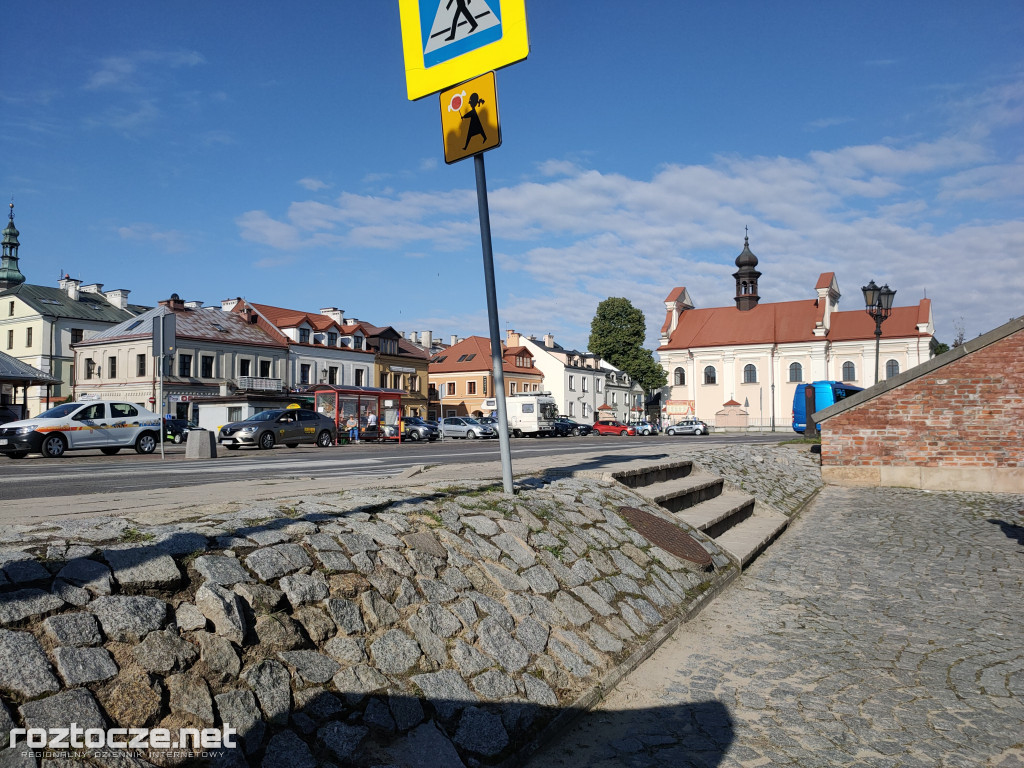 Remont Placu M. Stefanidesa i Placu Wolności w Zamościu