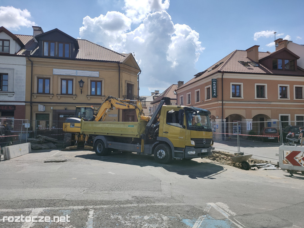 Remont Placu M. Stefanidesa i Placu Wolności w Zamościu