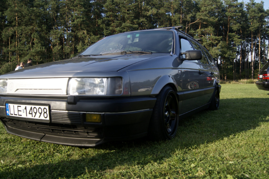 Fani motoryzacji na urodzinach