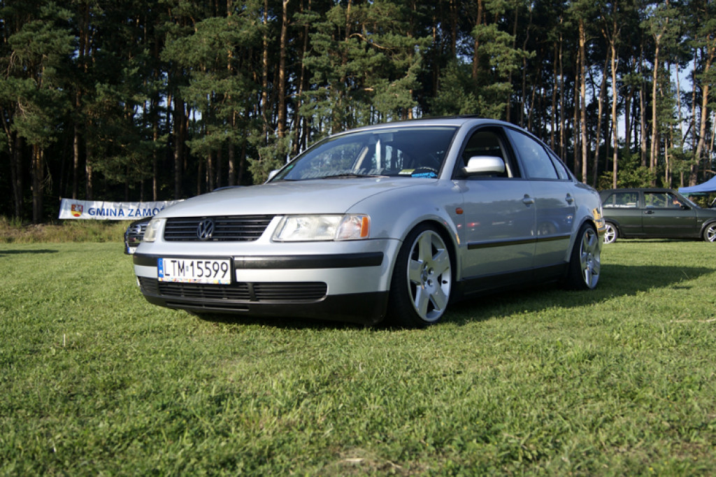 Fani motoryzacji na urodzinach