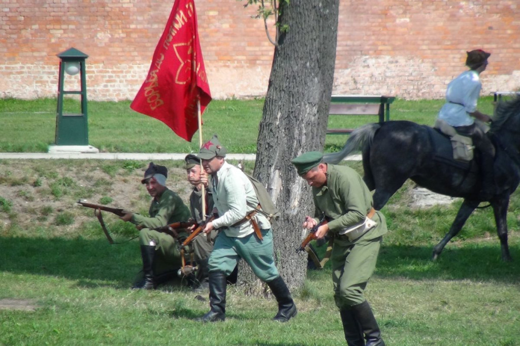 Pogonili bolszewików! [video]