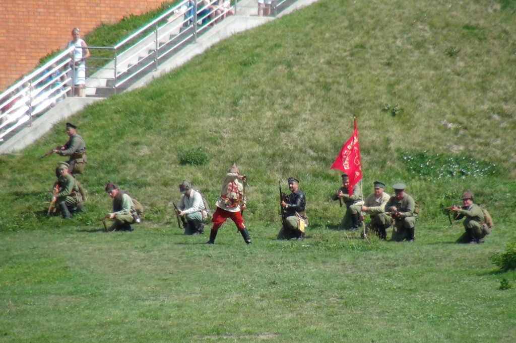 Pogonili bolszewików! [video]