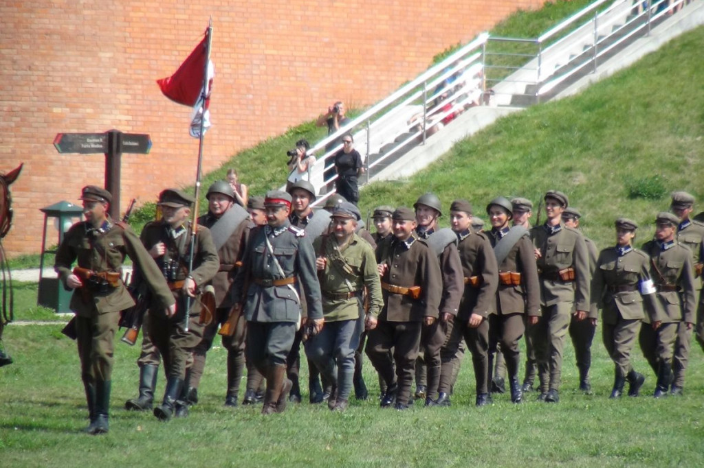 Pogonili bolszewików! [video]