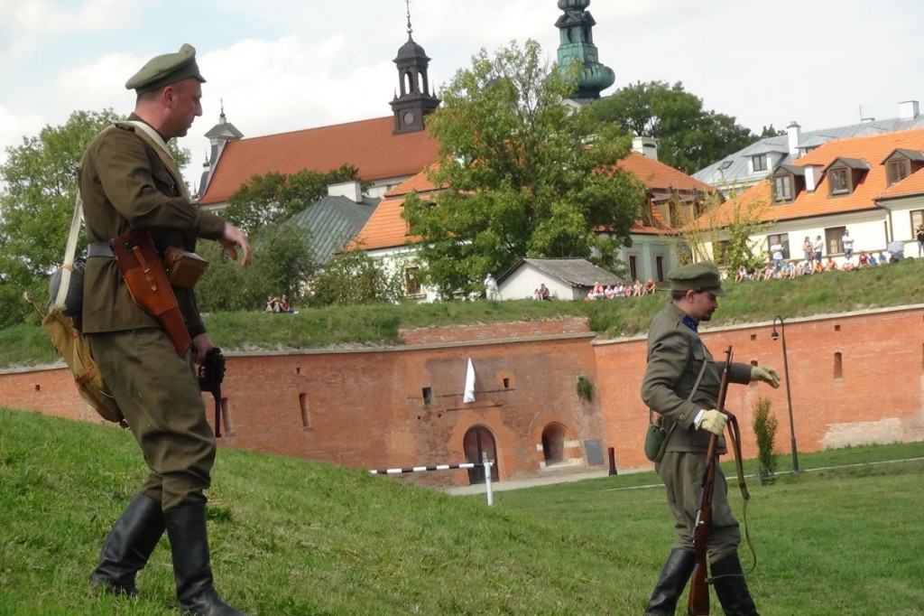Pogonili bolszewików! [video]