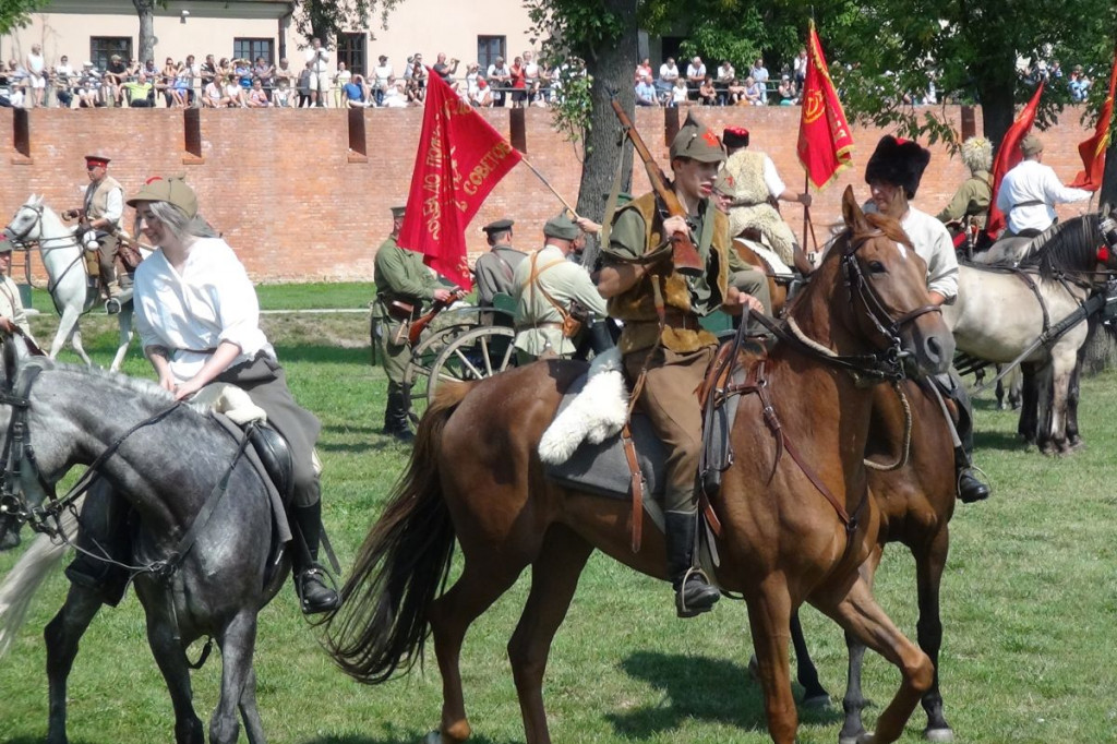 Pogonili bolszewików! [video]
