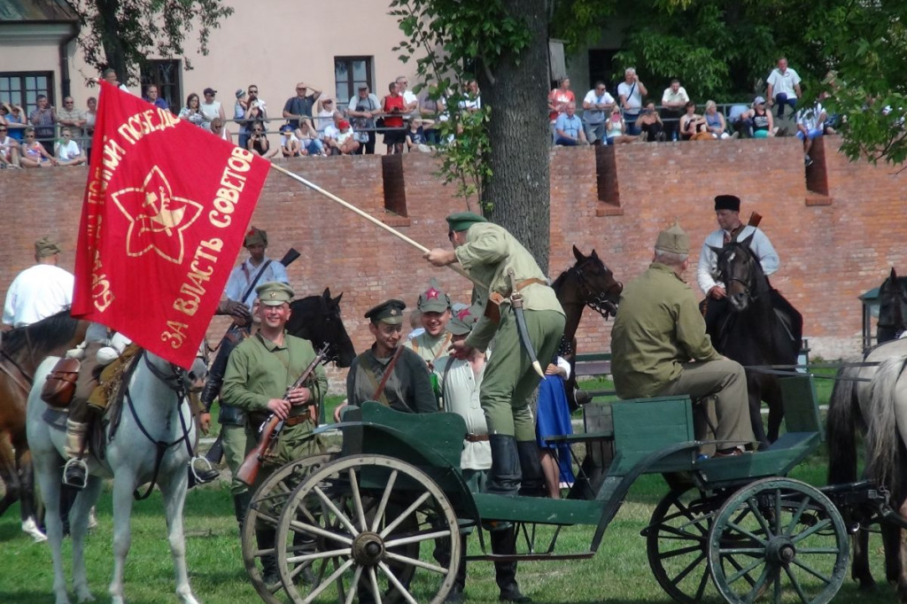 Pogonili bolszewików! [video]