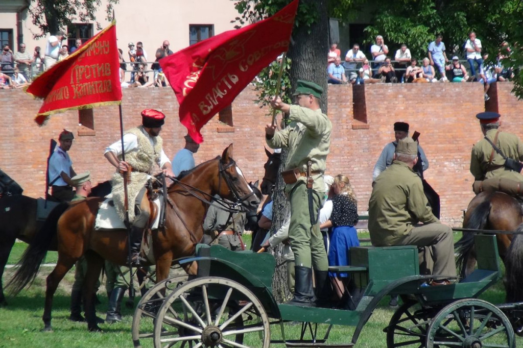Pogonili bolszewików! [video]