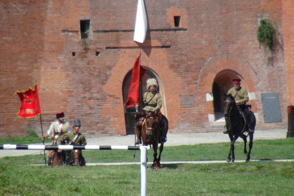 Pogonili bolszewików! [video]