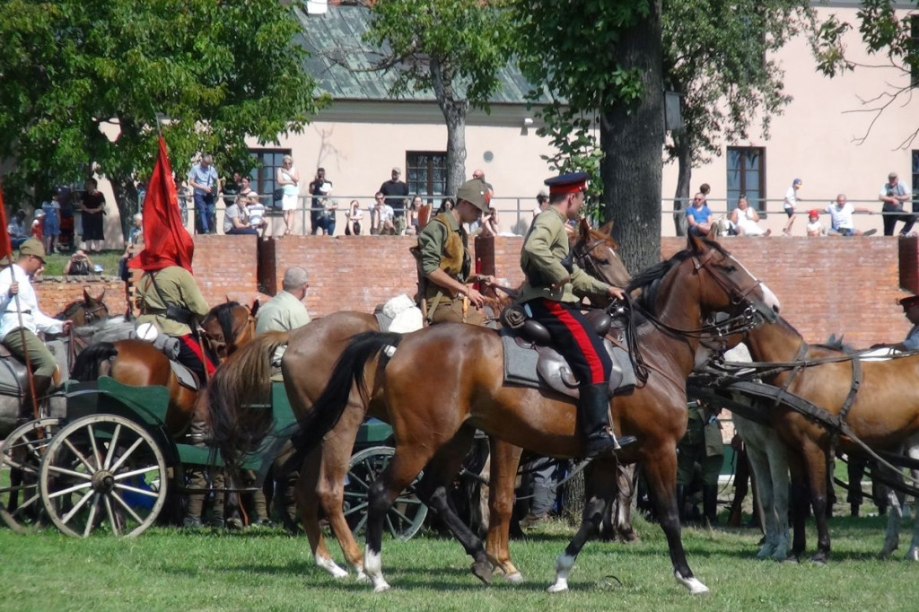 Pogonili bolszewików! [video]
