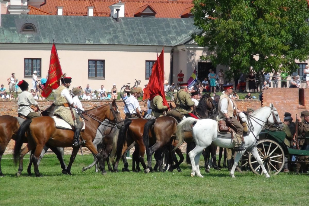 Pogonili bolszewików! [video]