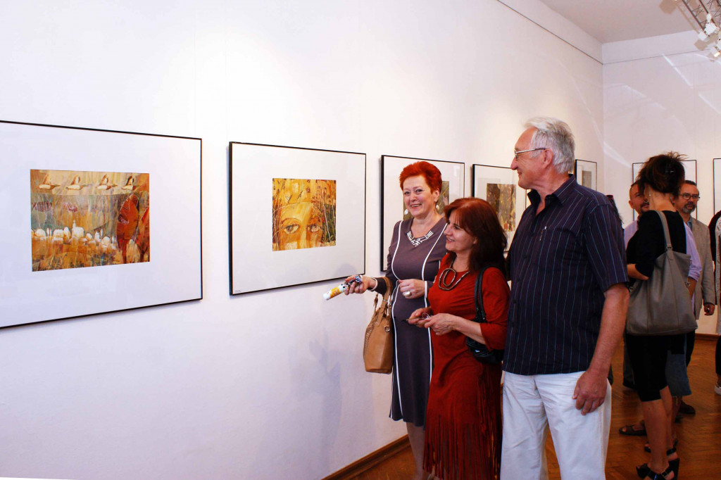 Obrazy o wierszach w BWA Galerii Zamojskiej