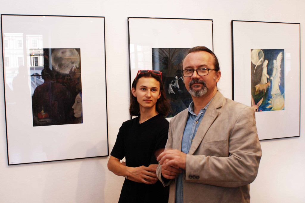 Obrazy o wierszach w BWA Galerii Zamojskiej