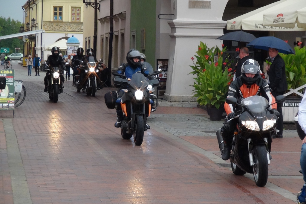 Motocykliści na Rynku Wielkim