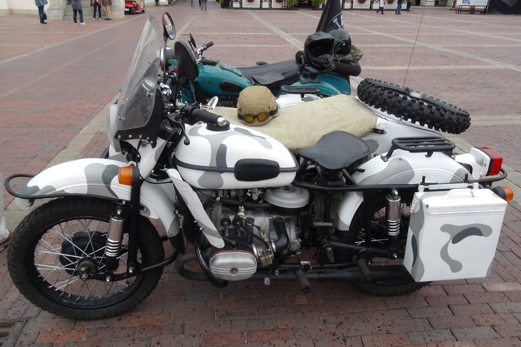 Motocykliści na Rynku Wielkim