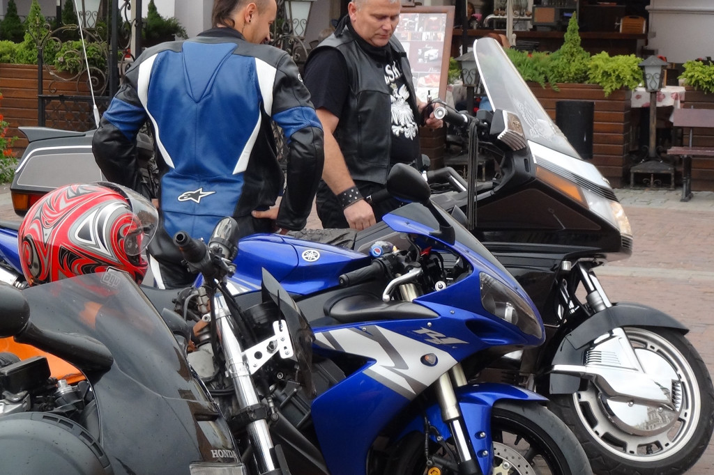 Motocykliści na Rynku Wielkim