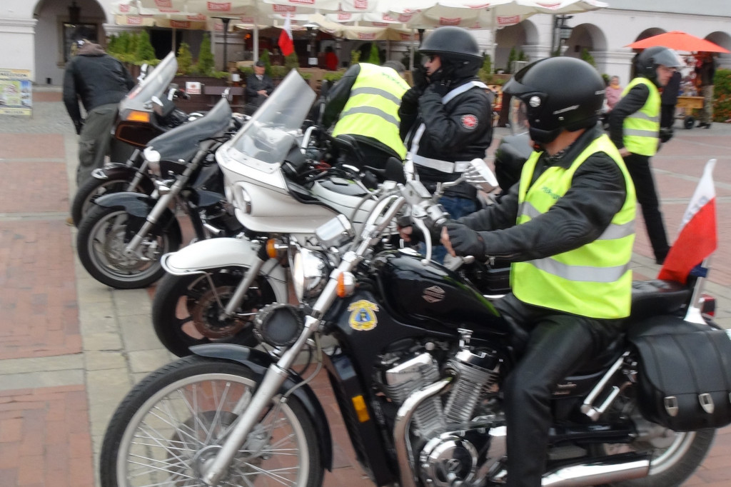 Motocykliści na Rynku Wielkim