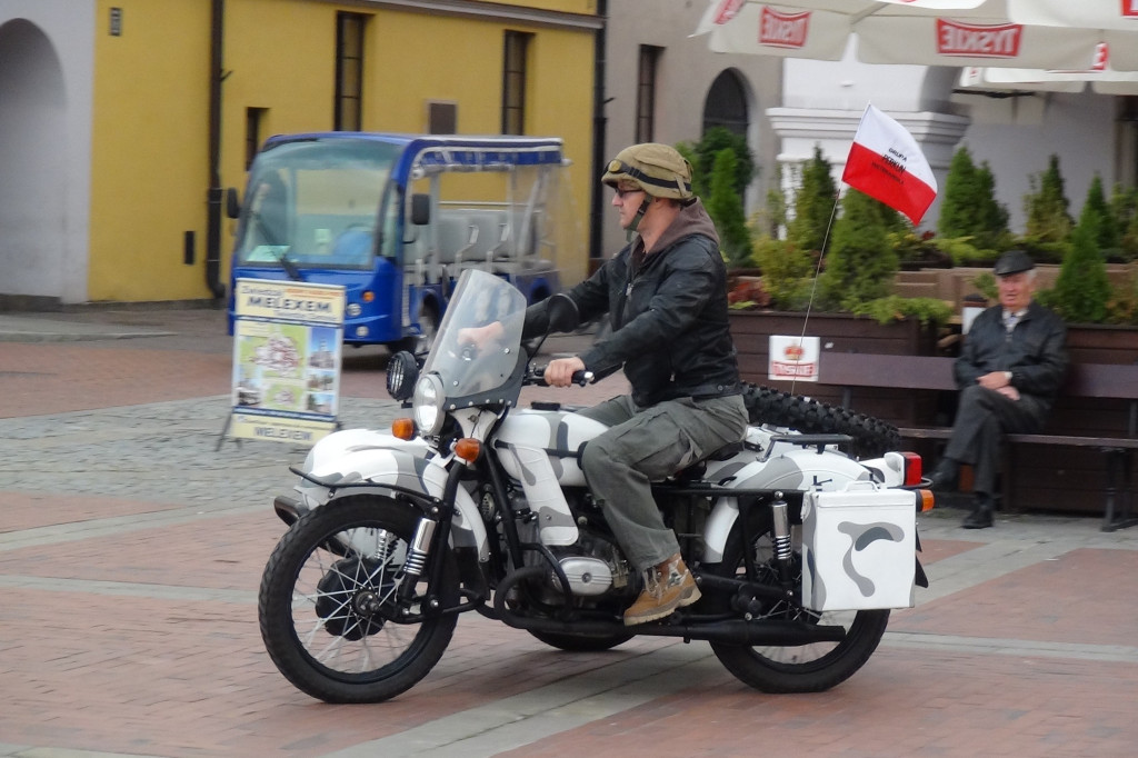 Motocykliści na Rynku Wielkim