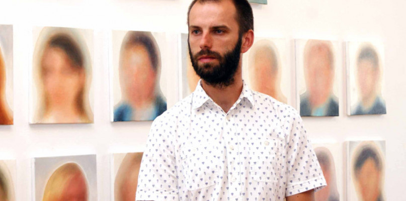 Arkadiusz Andrejkow w BWA Galerii Zamojskiej, fot. Janusz Zimon