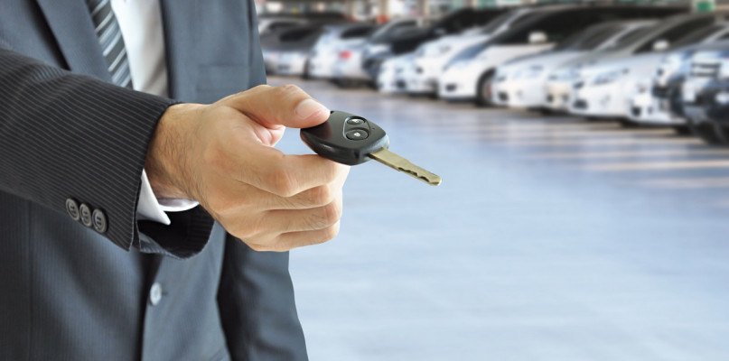 Wynajem długoterminowy czy leasing - co jest bardziej korzystne?