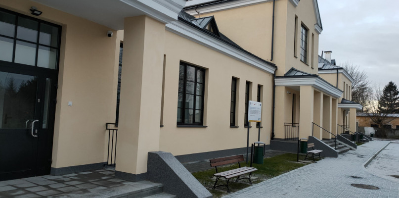 "PERON kuchnia polska" zaprasza! Budynek dworca PKP w Zamościu