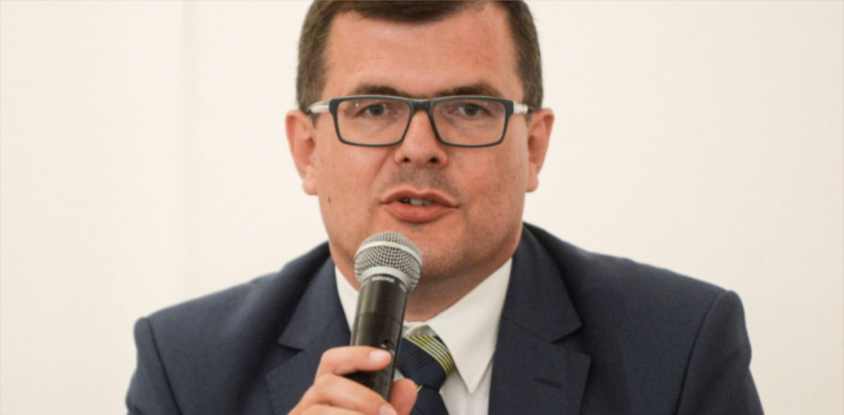 Uściński: wybudowanie domu do 70 m kw. na terenach podmiejskich będzie tańsze niż zakup kawalerki w mieście