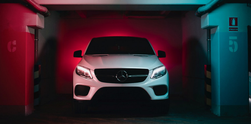 Jak działają i z czego zbudowane są świece żarowe i zapłonowe