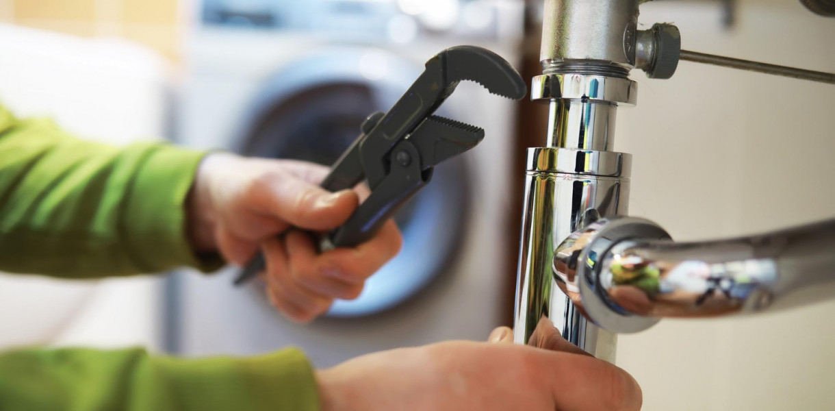 Metody czyszczenia rur kanalizacyjnych i zapobiegania zatorom