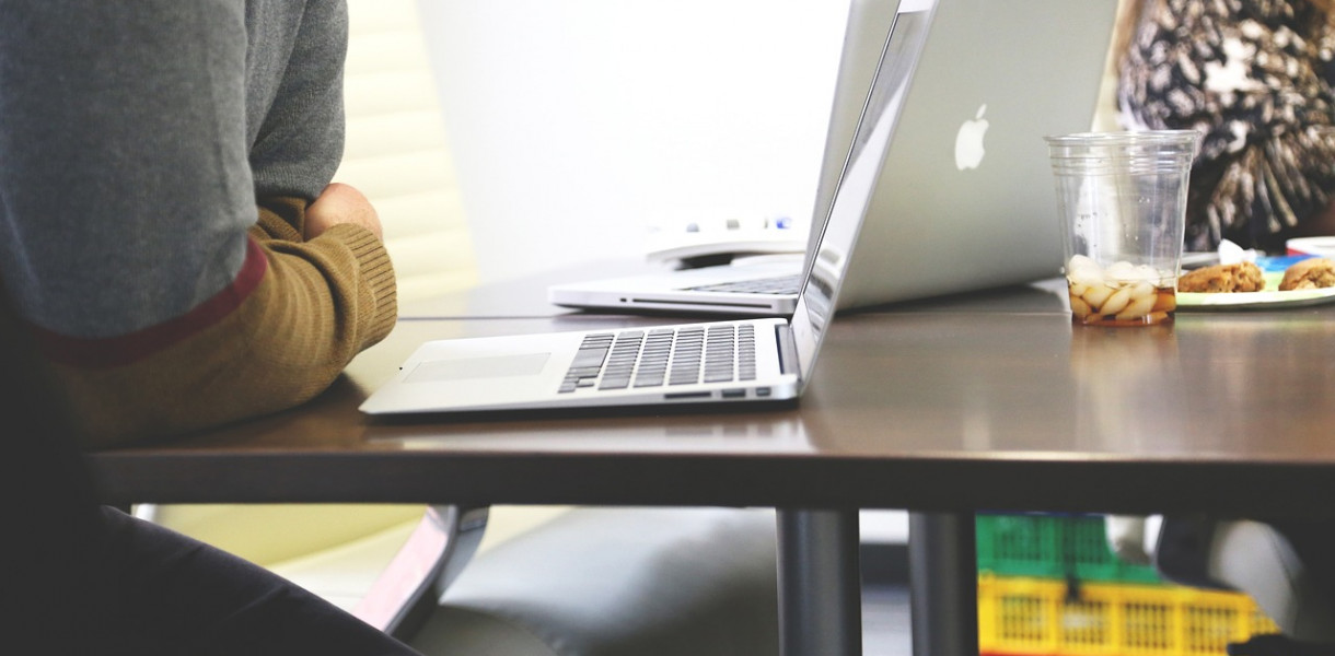 Obraz StartupStockPhotos z Pixabay 