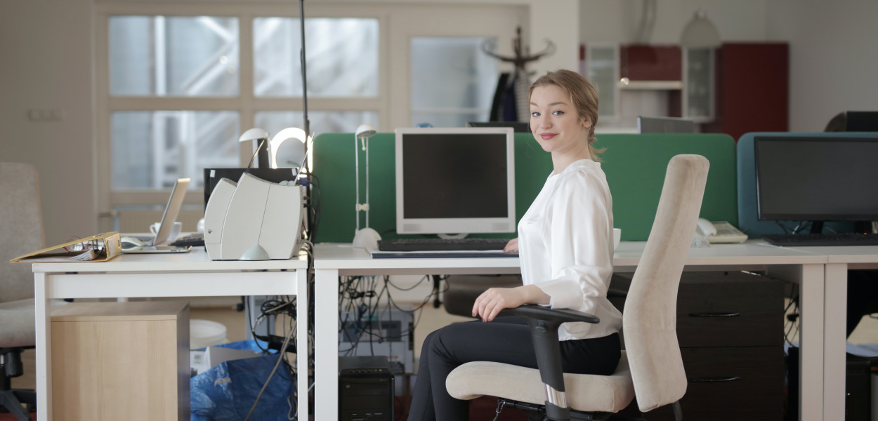 Fotel ergonomiczny czy gamingowy? Który warto kupić?