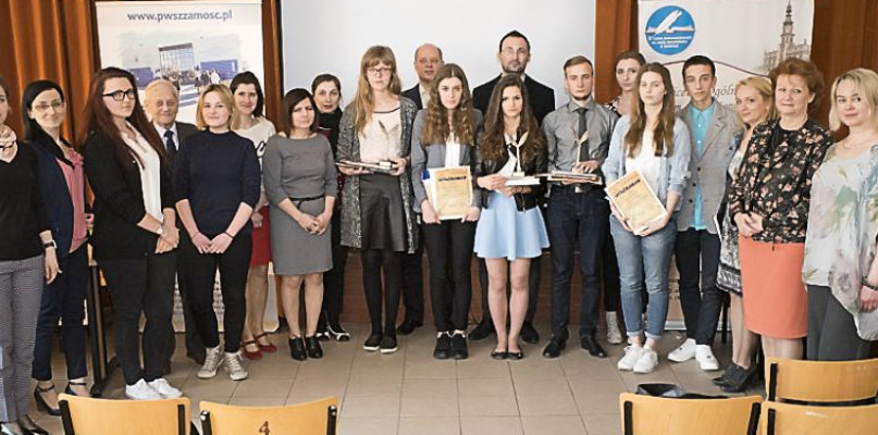 fot.  II LO Zamość