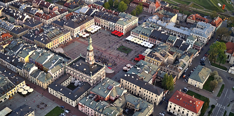 Zdjęcia lotnicze. Stare Miasto, Ratusz fot. Waldemar Radczak
