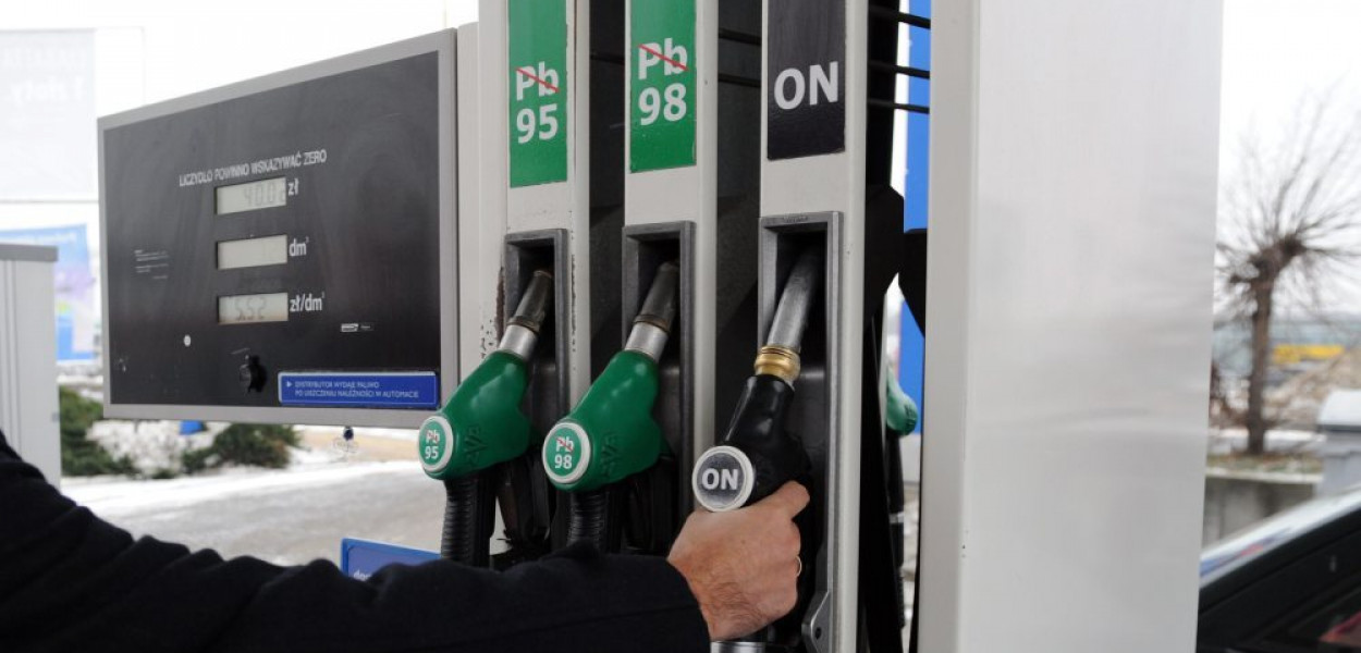 e-petrol.pl: prawdopodobne podwyżki cen paliw; najbardziej może zdrożeć ON-352357