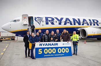 Pięć milionów pasażerów Ryanaira w Jasionce!-4423