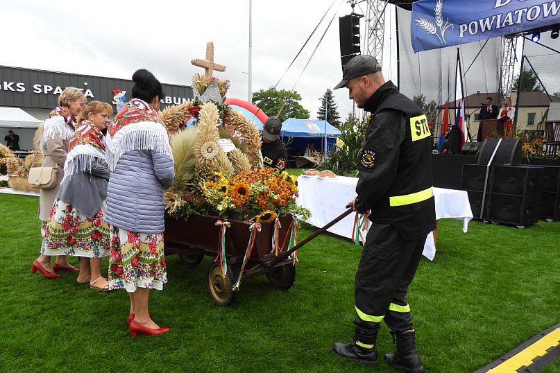 Dożynki Powiatowo-Gminne w Łabuniach cz. 1