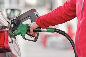 Ceny paliw. Kierowcy nie odczują zmian, eksperci mówią o "napiętej sytuacji"-357851
