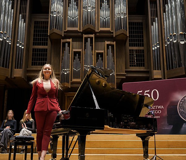 Światowej sławy pianistka Klaudia Kudełko z Zamościa u marszałka-361556