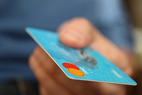 Unia szykuje nowy system płatności. Karty nie będą już takie same-363729