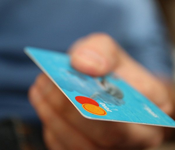 Unia szykuje nowy system płatności. Karty nie będą już takie same-363729