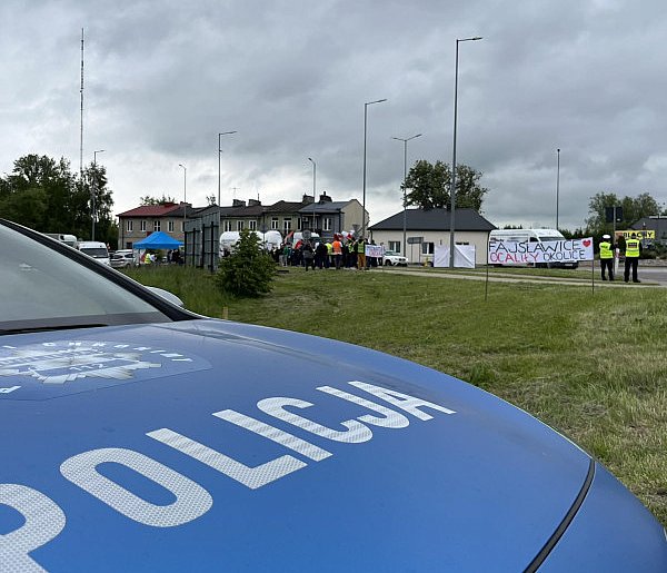 Lubelskie/ Koniec utrudnień spowodowanych protestem na DK17 w Piaskach (aktl.)-364200