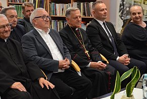 Konferencja „Lubaczów – Miasto Papieskie” ku czci Jana Pawła II-364375