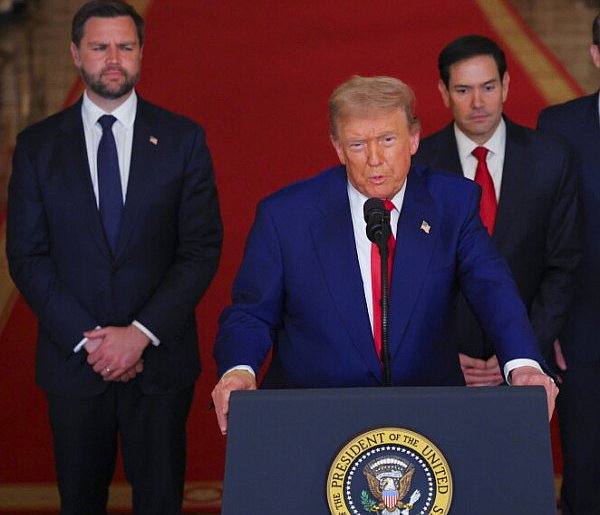 USA zbombardowały trzy irańskie obiekty atomowe-364760