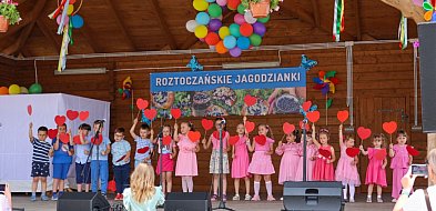 Rekordowa frekwencja i jagodowy szał w Kresowej Osadzie-364786