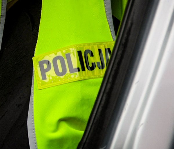 Linie produkcyjne, magazyny, ciężarówki. Policja rozbiła cały przemysł-365160