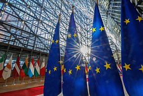 Unia Europejska przyjęła 18. pakiet sankcji wobec Rosji-365406
