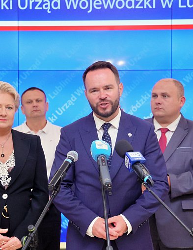 Nowelizacja ustawy chroni zadłużonych rolników przed egzekucją komorniczą-365425