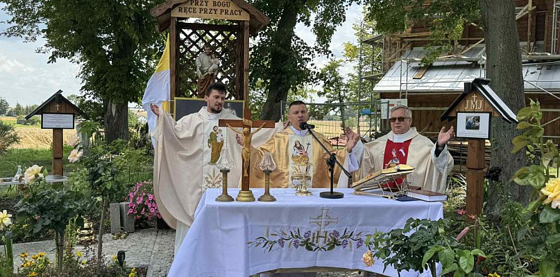 Kościół w remoncie, ale odpust w Dubie się odbył - 365439
