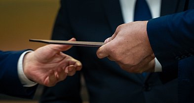 Dotacje od Marszałka na drogi gruntów rolnych-365523